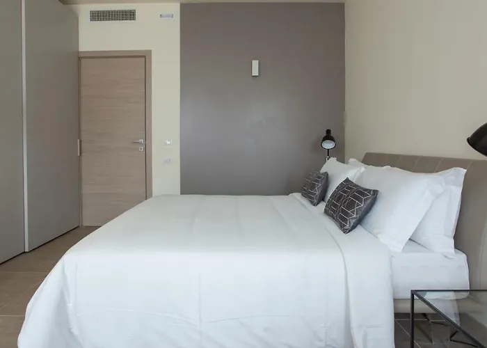 Erik Langer Pedrocchi Apartament *