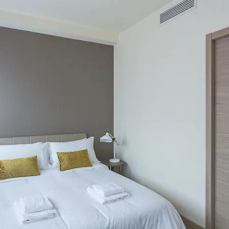 Erik Langer Pedrocchi Apartman *