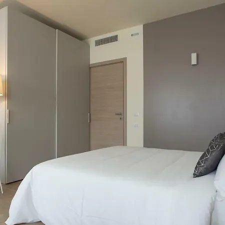 Apartman Erik Langer Pedrocchi *